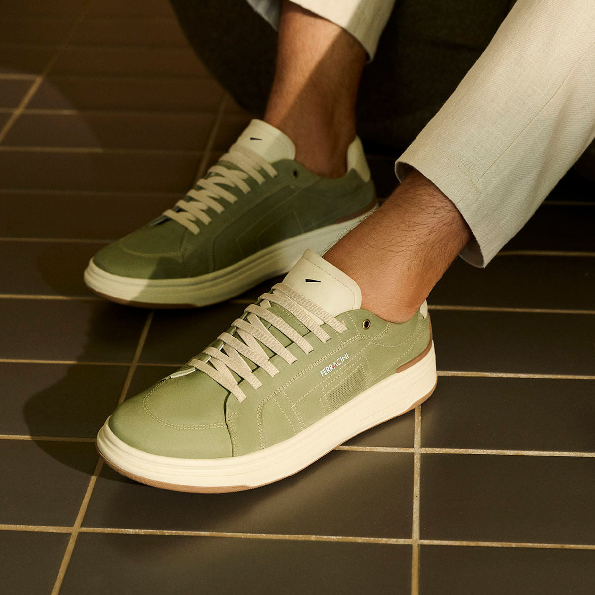 Tênis Masculino de Couro Verde Militar Locker | Ferracini - Image 2